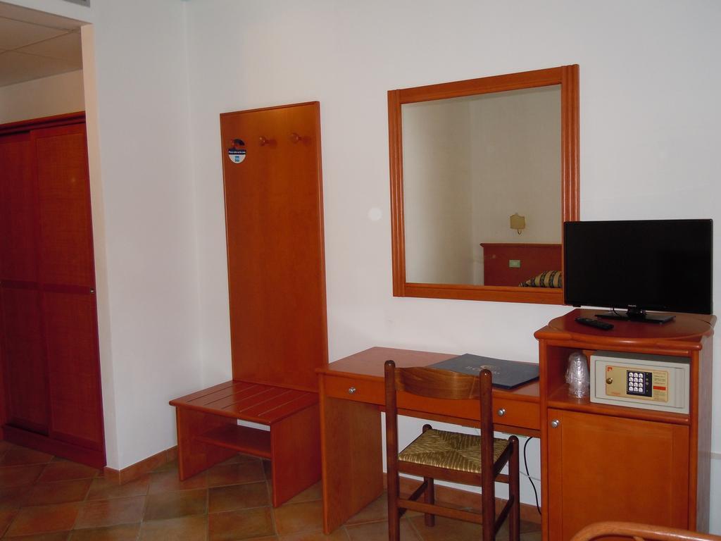 Il Castello Hotel Villaputzu Værelse billede